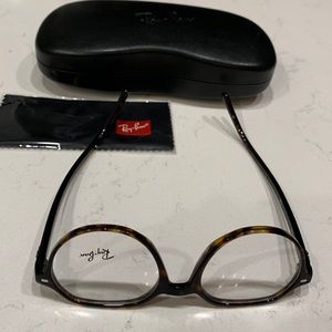 Ray-Ban Thalia optics tortoise women’s Model code is RB 5395 eyeglass frame. New